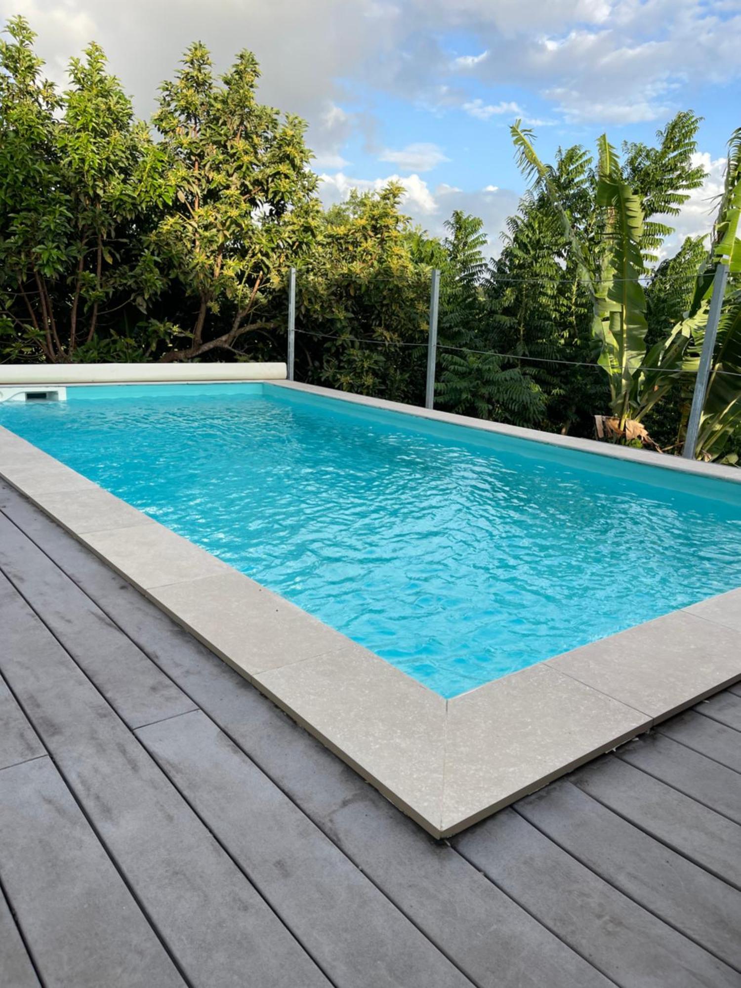 Appartement Lalau Avec Vue Sur La Mer Et Piscine Schoelcher Zewnętrze zdjęcie