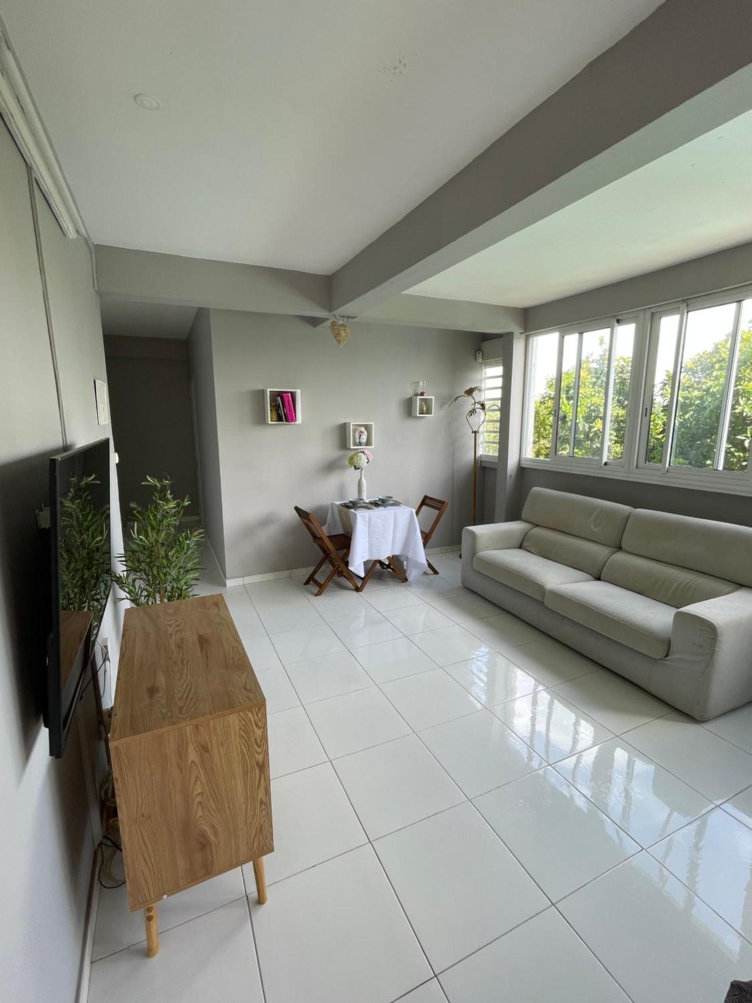 Appartement Lalau Avec Vue Sur La Mer Et Piscine Schoelcher Zewnętrze zdjęcie