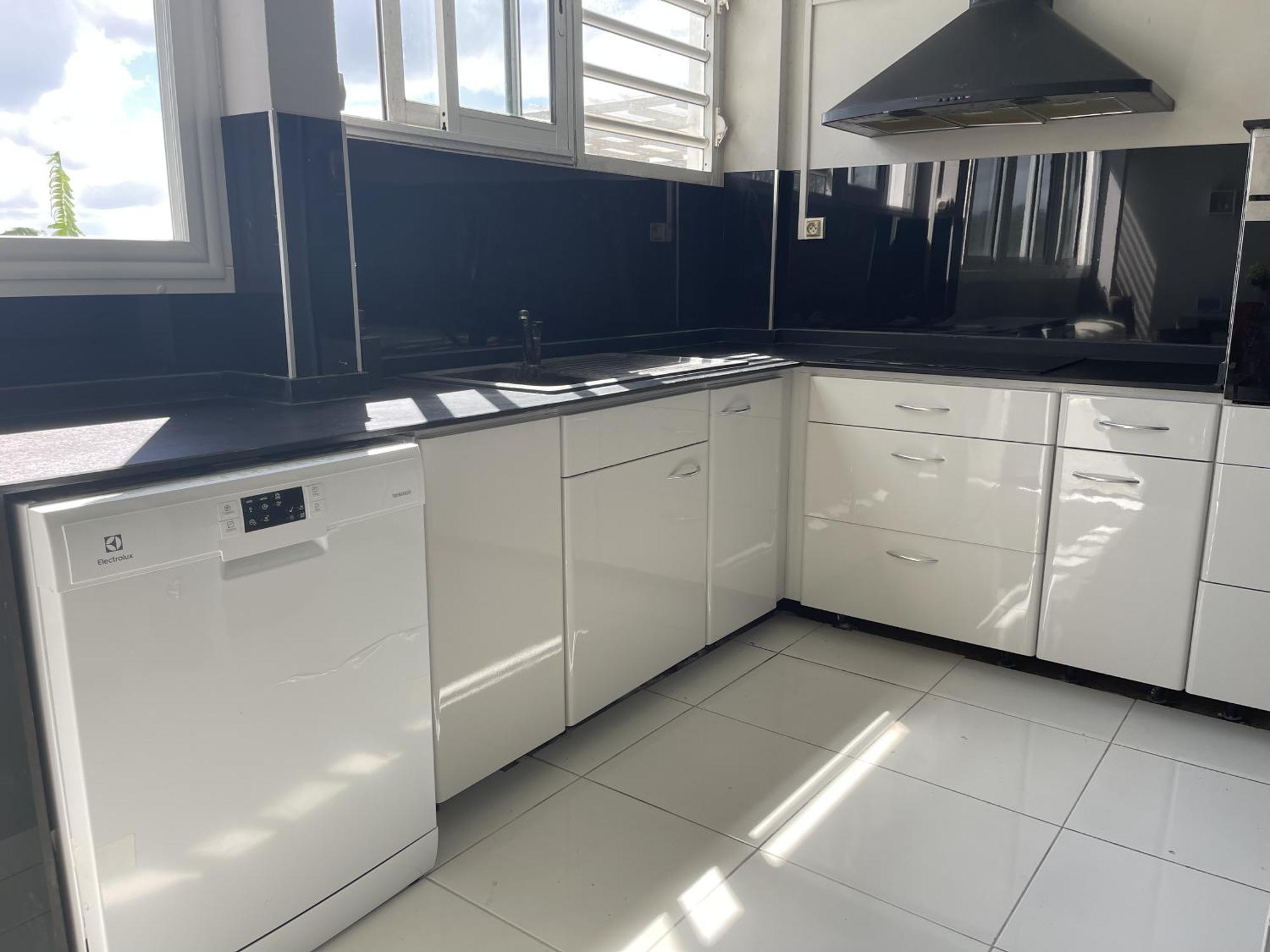 Appartement Lalau Avec Vue Sur La Mer Et Piscine Schoelcher Zewnętrze zdjęcie